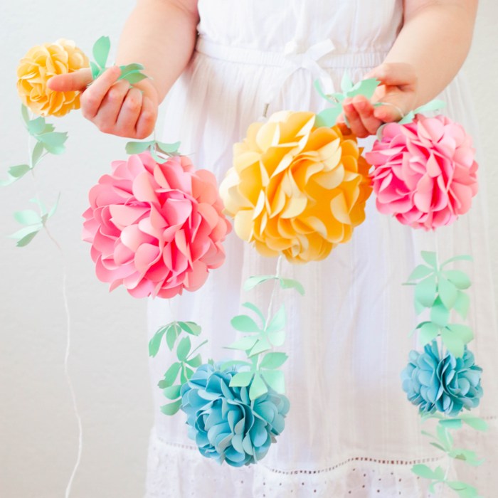 Paper garland diy